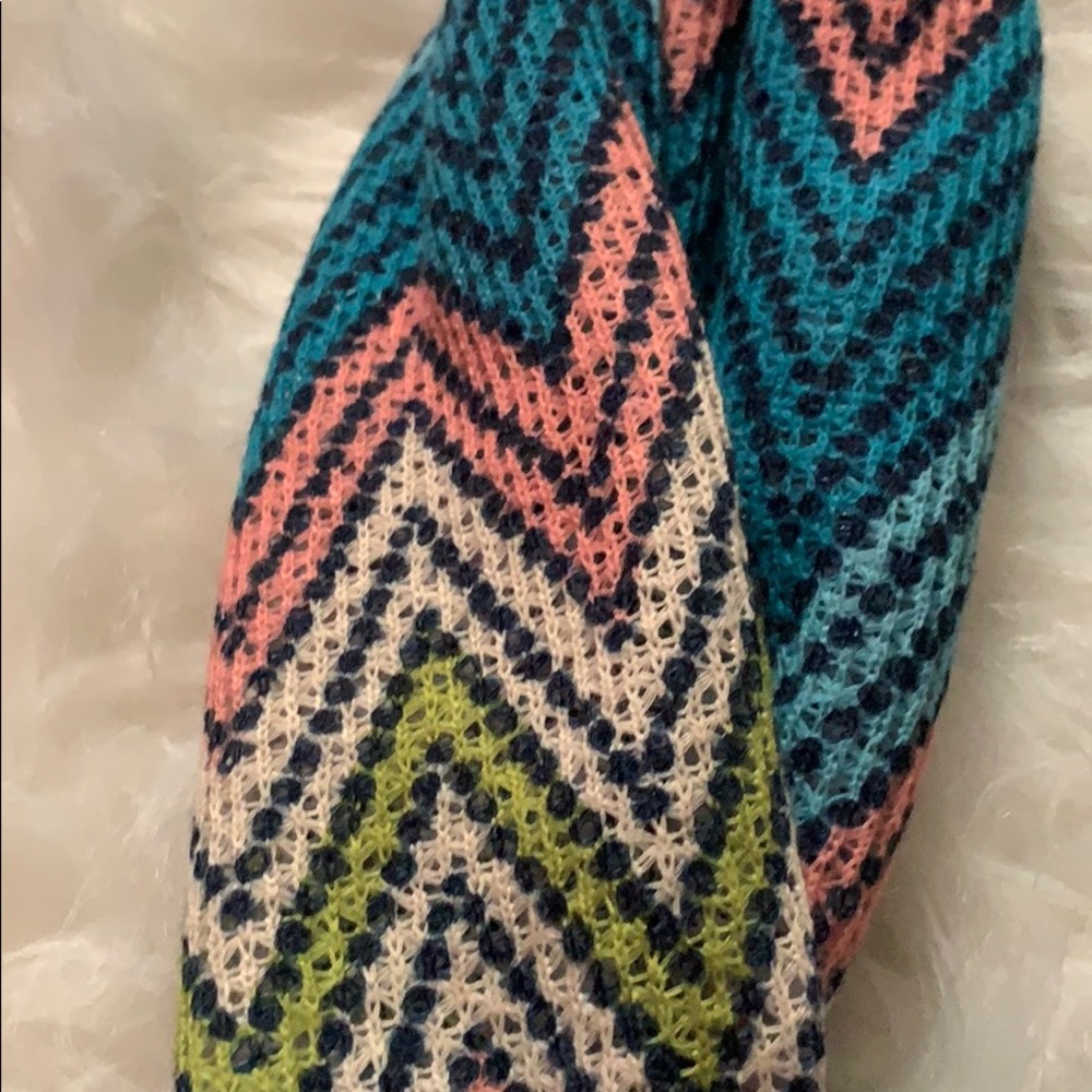 Multicolor Infinity scarf - Picture 2 of 2